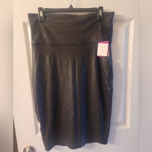 NwT Spanx 1x skirt